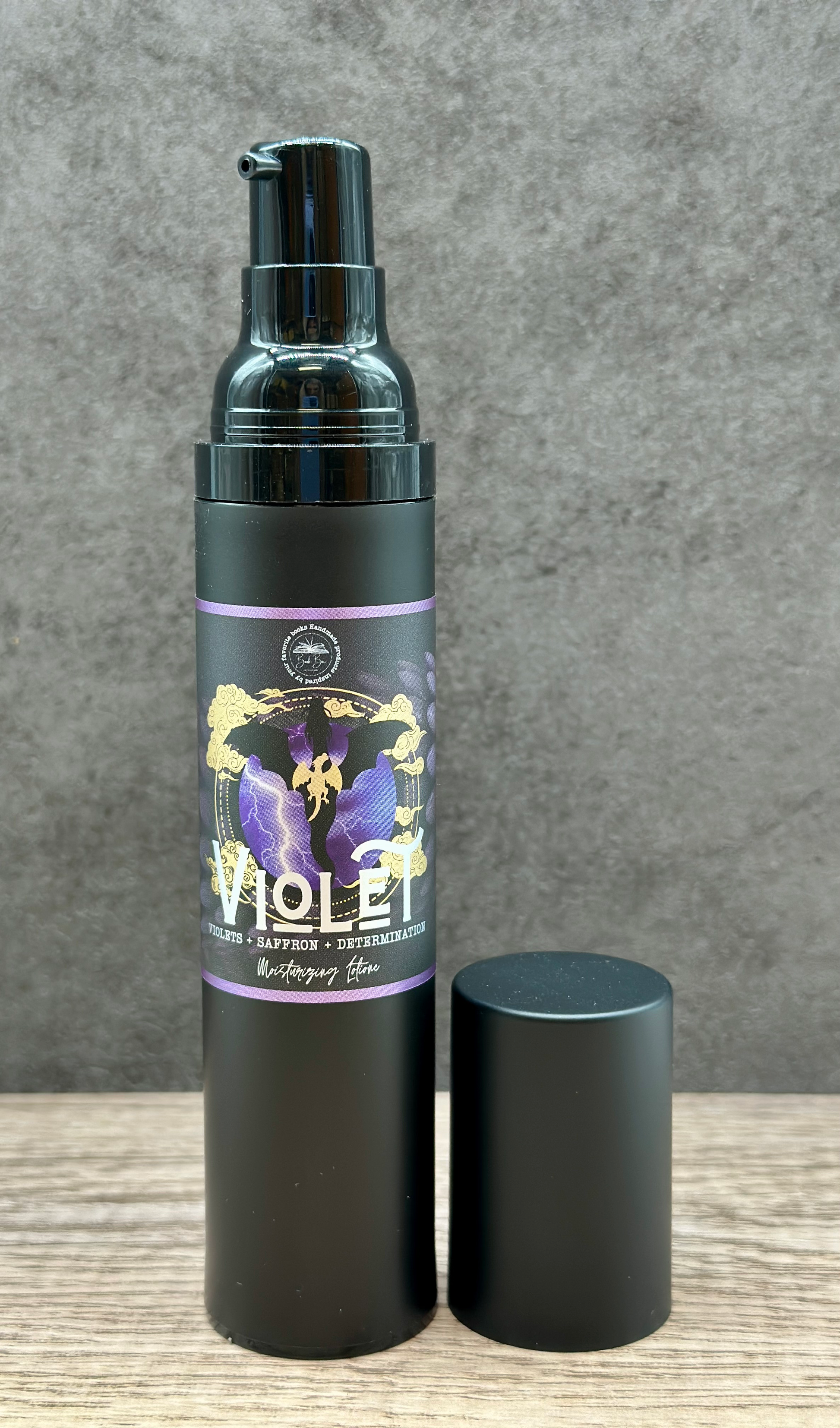 Violet Sorrengail image 7