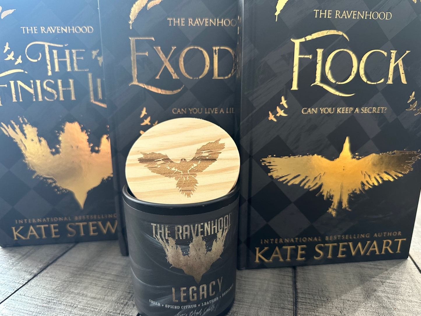 The Ravenhood Legacy Candle image 1
